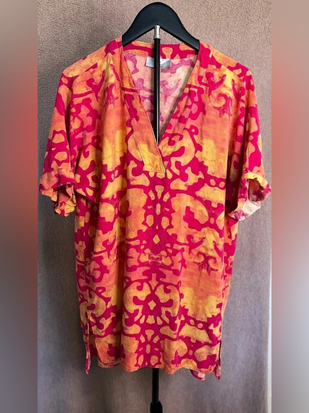 Natori M Pink Orange Batik Print V Neck Tunic Blouse Roll Tab Sleeve